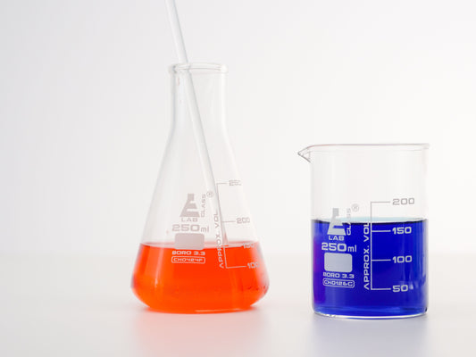 Decoding PG vs. VG: The Science Behind Your E-Liquid